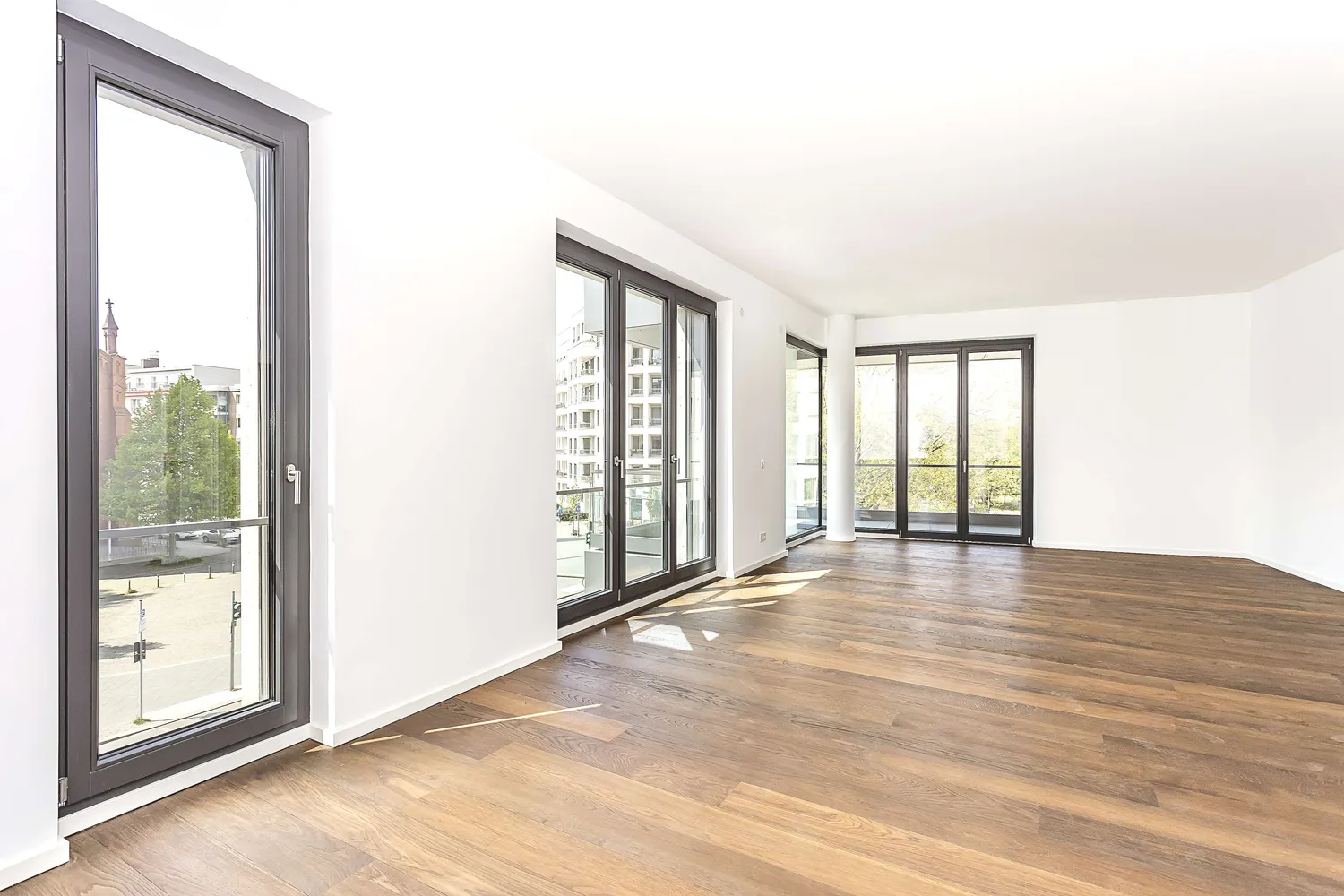 5 Zimmer Wohnung mit 152 m² in Berlin – Bild 1