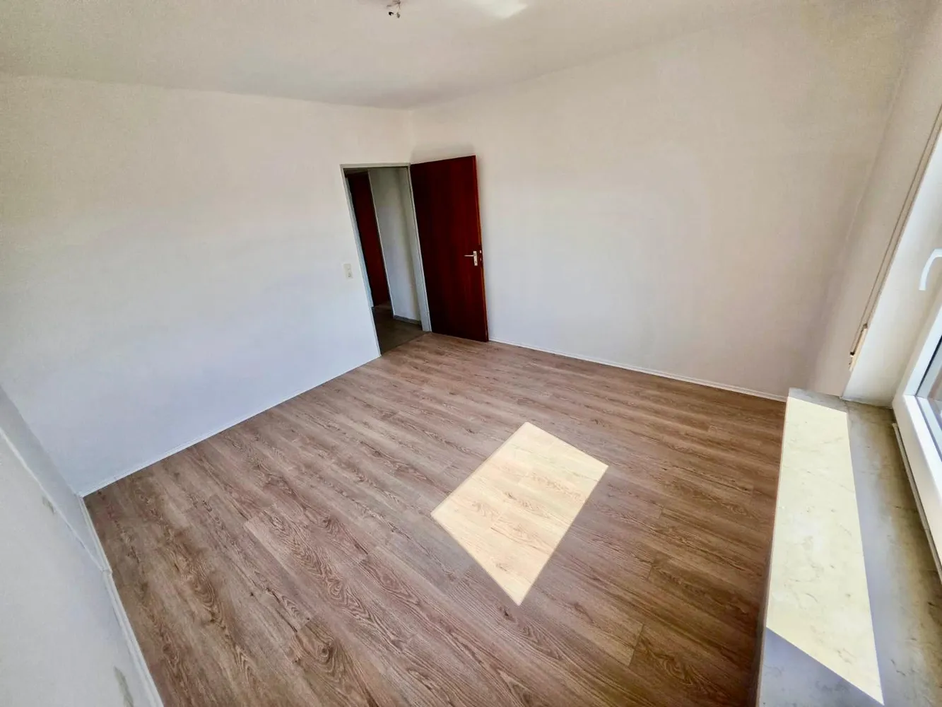 5 Zimmer Wohnung mit 142 m² in Nürtingen – Bild 4