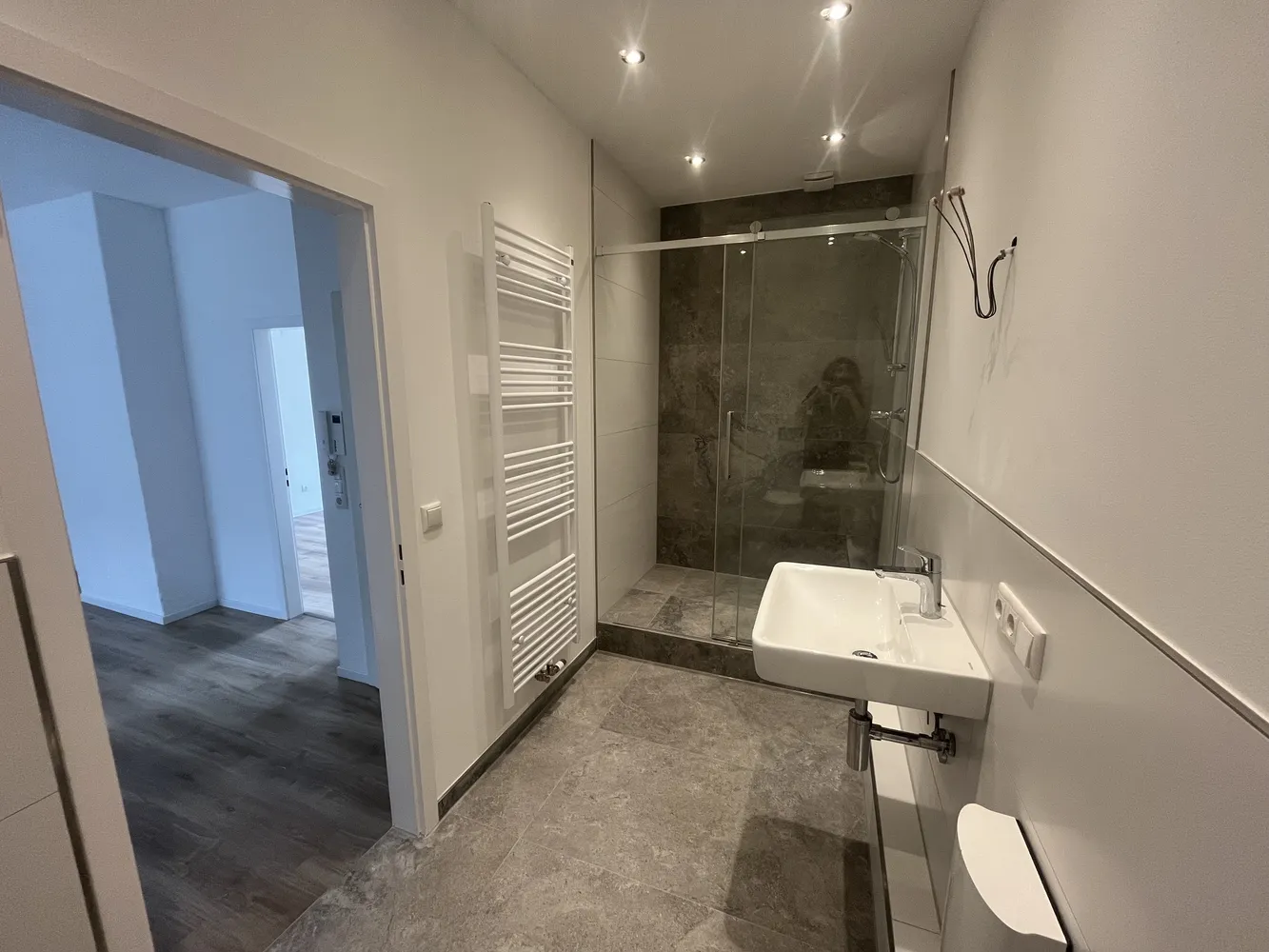 2 Zimmer Wohnung mit 72 m² in Oberhausen – Bild 2