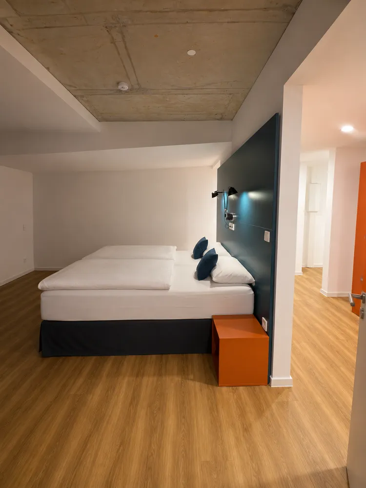 2 Zimmer Wohnung mit 80 m² in Düsseldorf – Bild 7