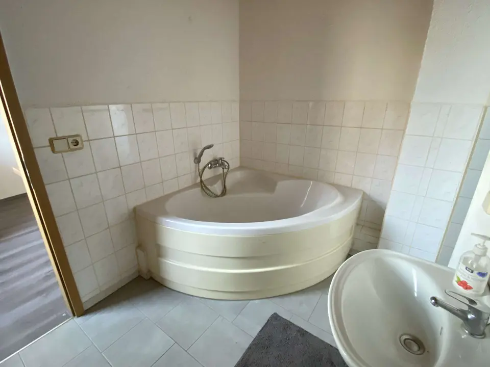 3 Zimmer Wohnung mit 97 m² in Zwickau – Bild 9