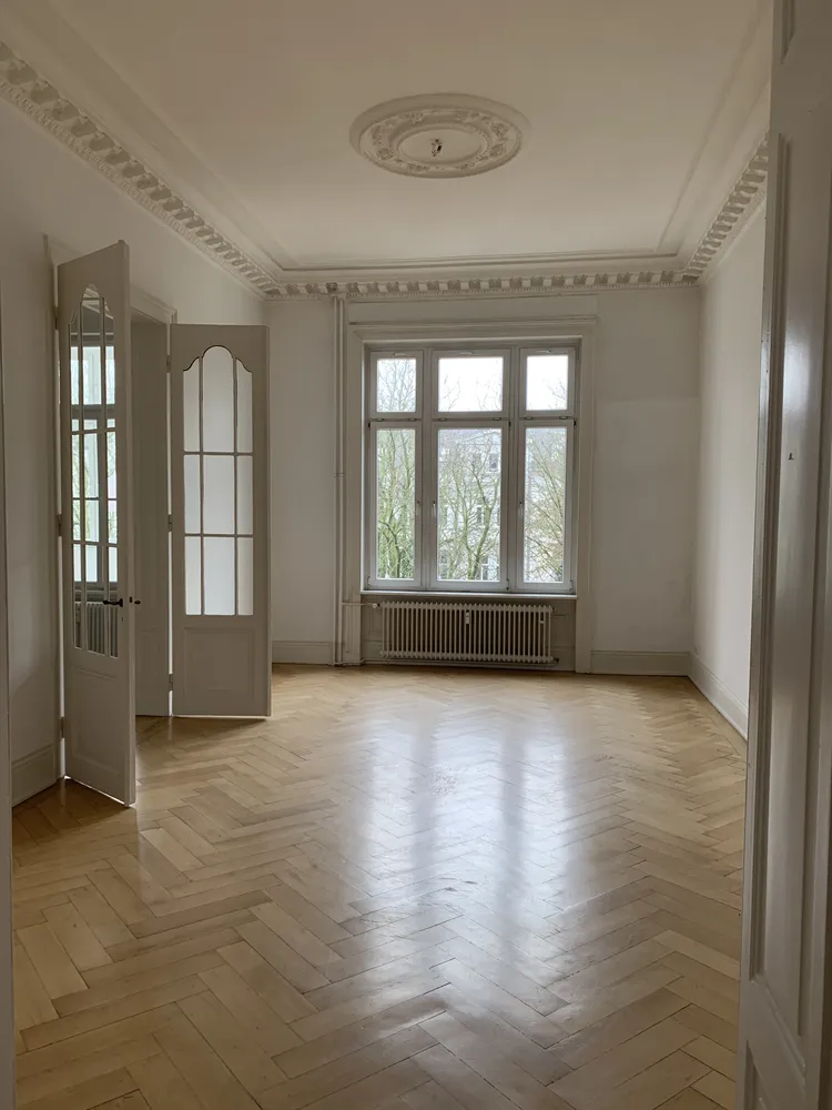 6 Zimmer Wohnung mit 210 m² in Wiesbaden – Bild 7