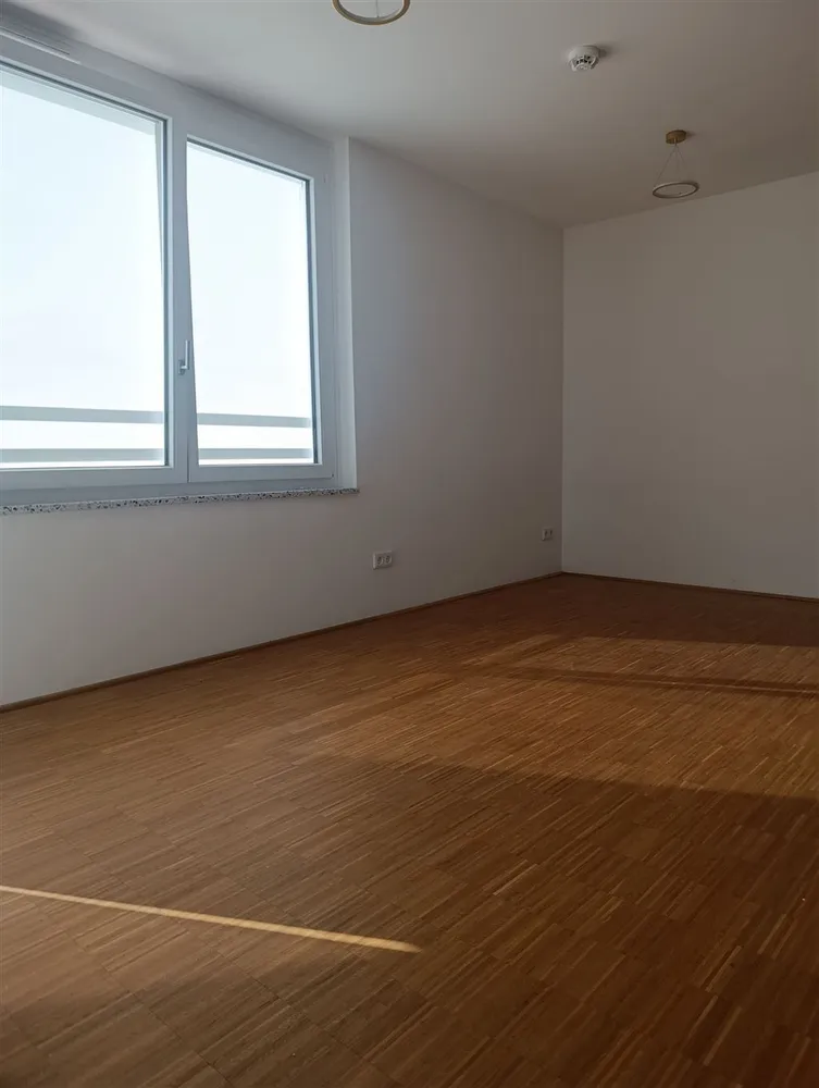 2 Zimmer Wohnung mit 56 m² in München – Bild 2