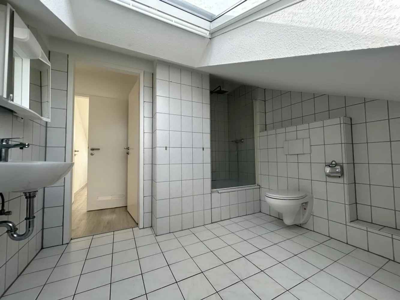 2 Zimmer Wohnung mit 54 m² in Neuss – Bild 4