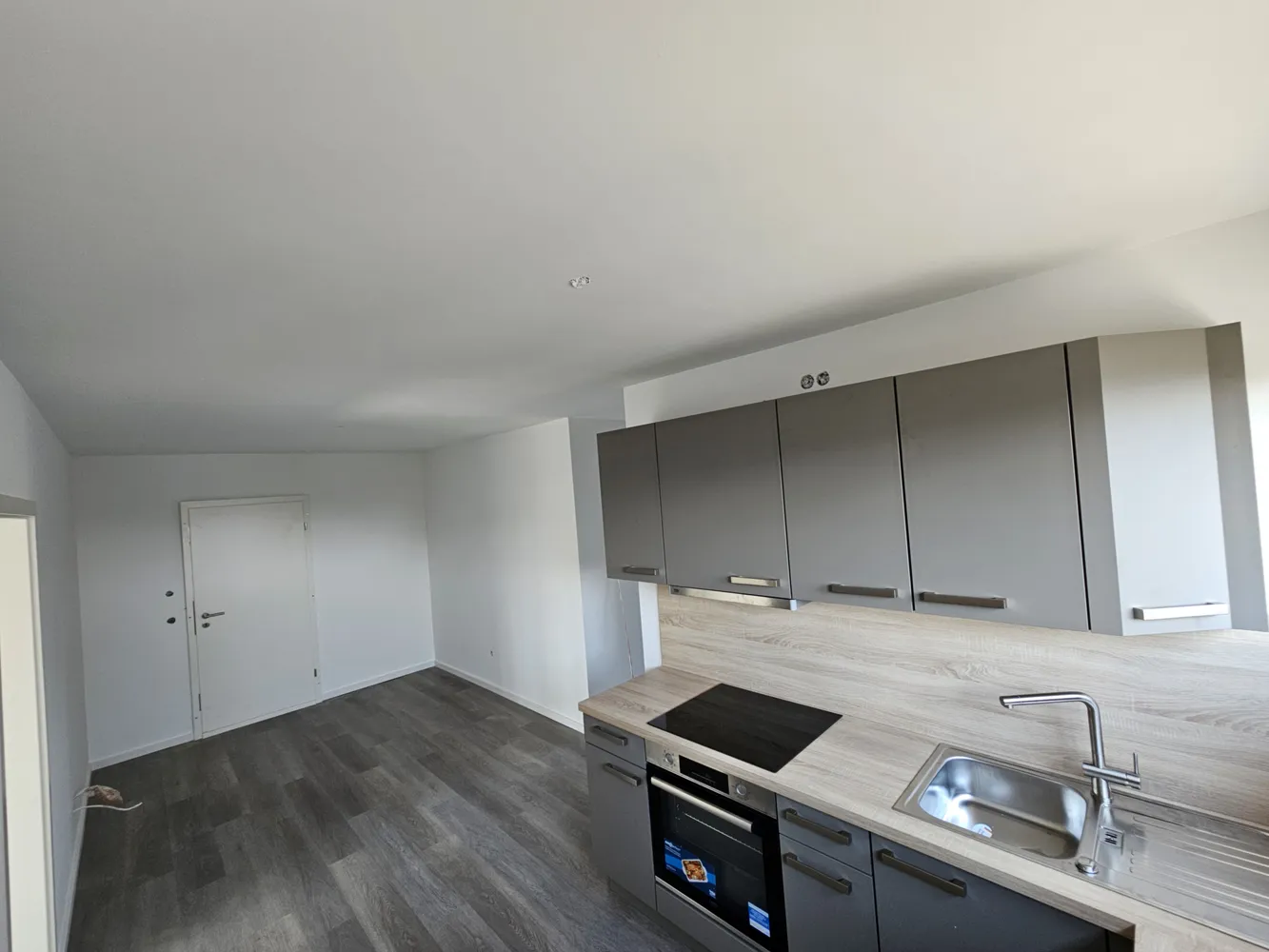4 Zimmer Wohnung mit 77 m² in Köln – Bild 2