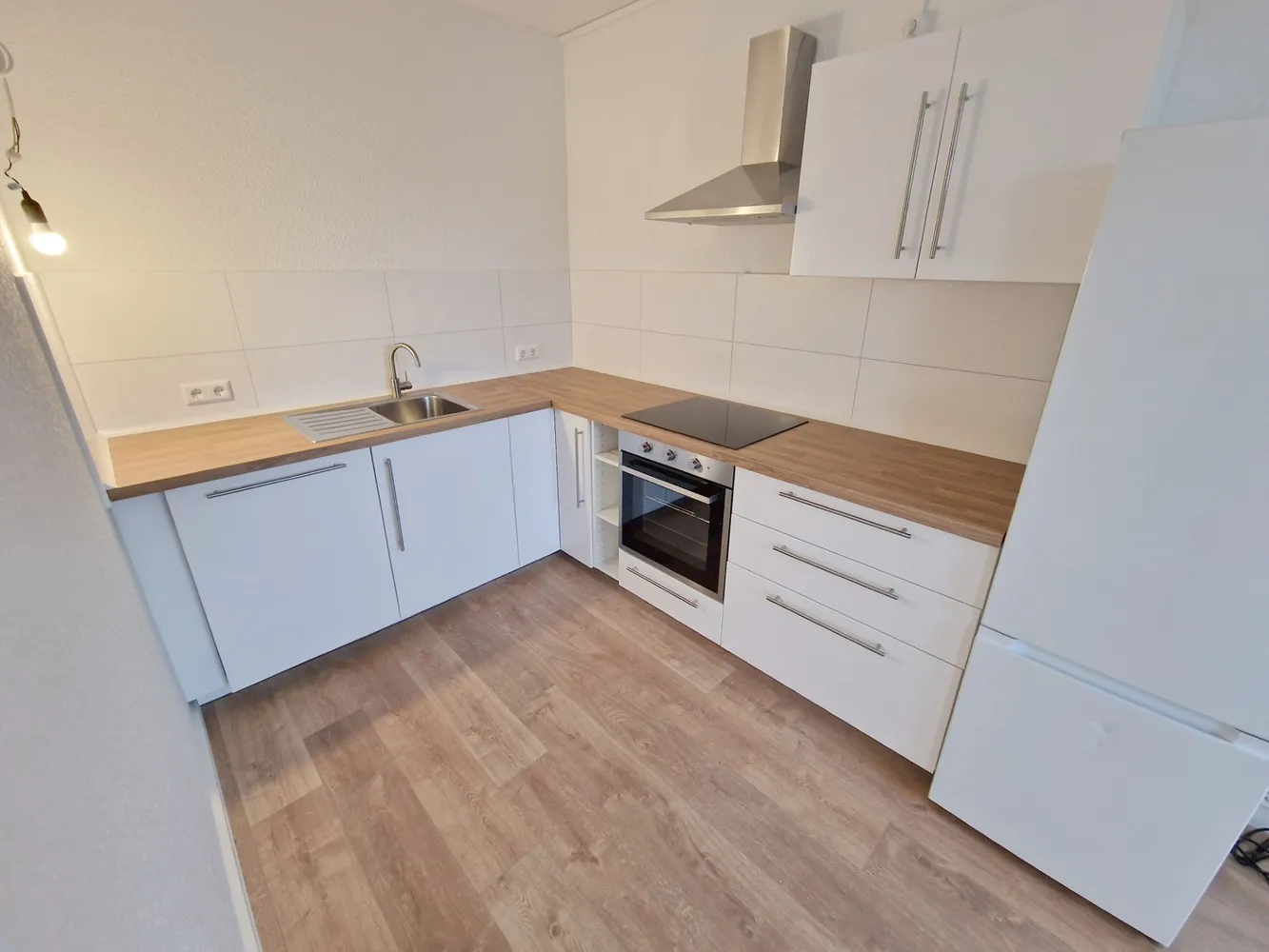5 Zimmer Wohnung mit 103 m² in Halle (Saale) – Bild 2