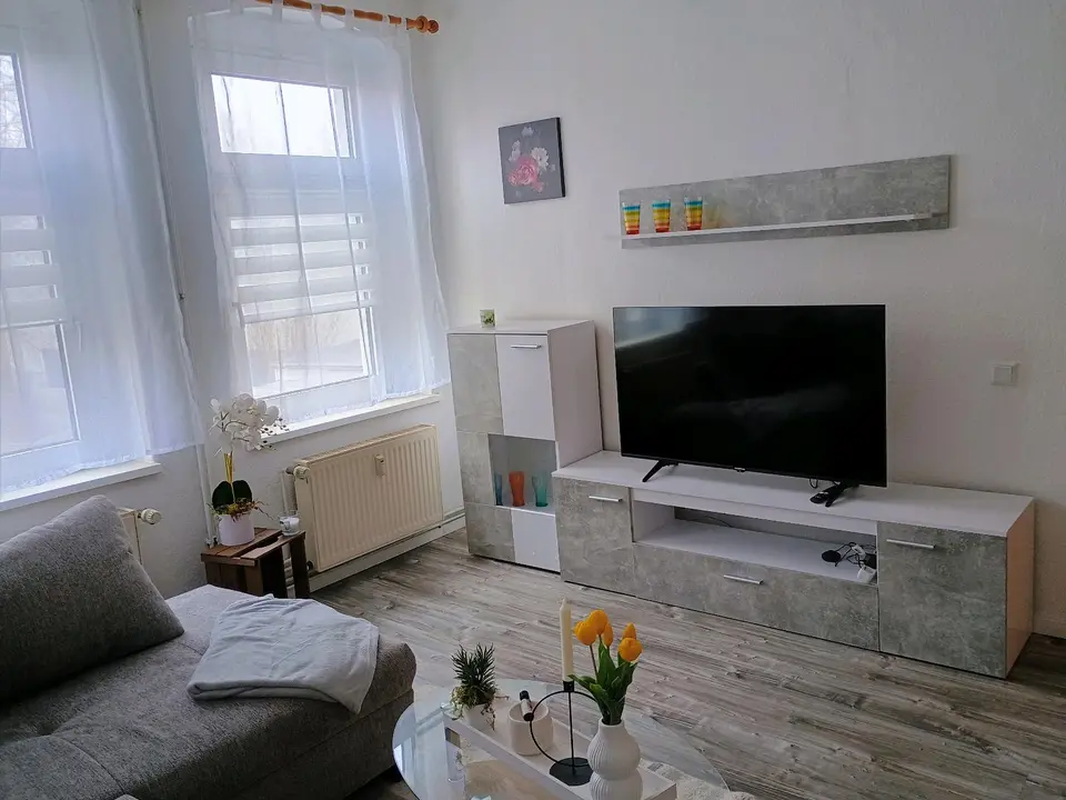 5 Zimmer Wohnung mit 95 m² in Magdeburg – Bild 2