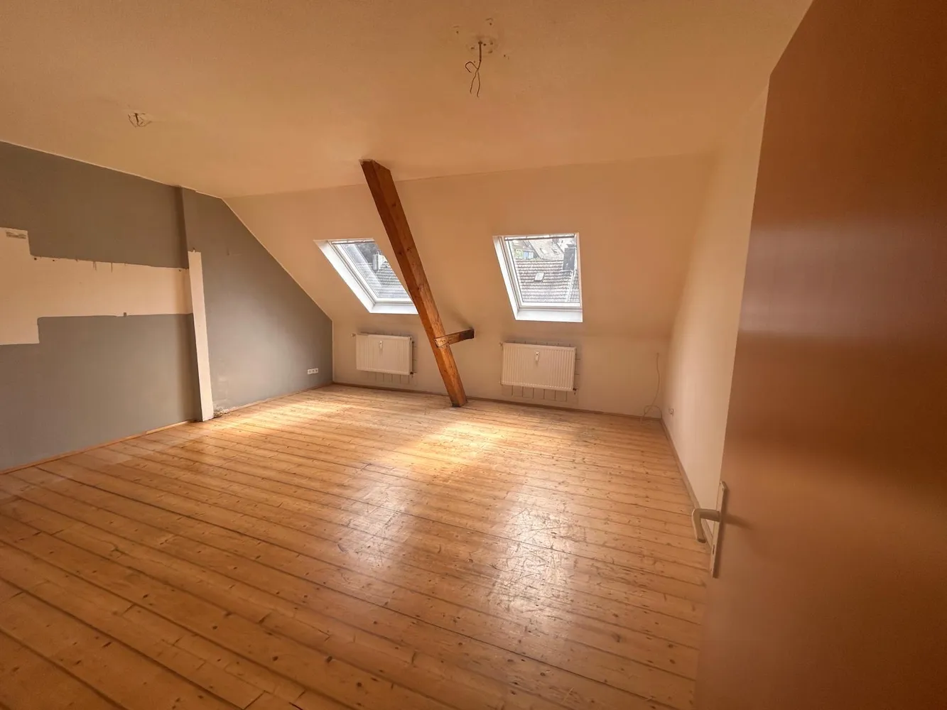 4 Zimmer Wohnung mit 110 m² in Wuppertal – Bild 3