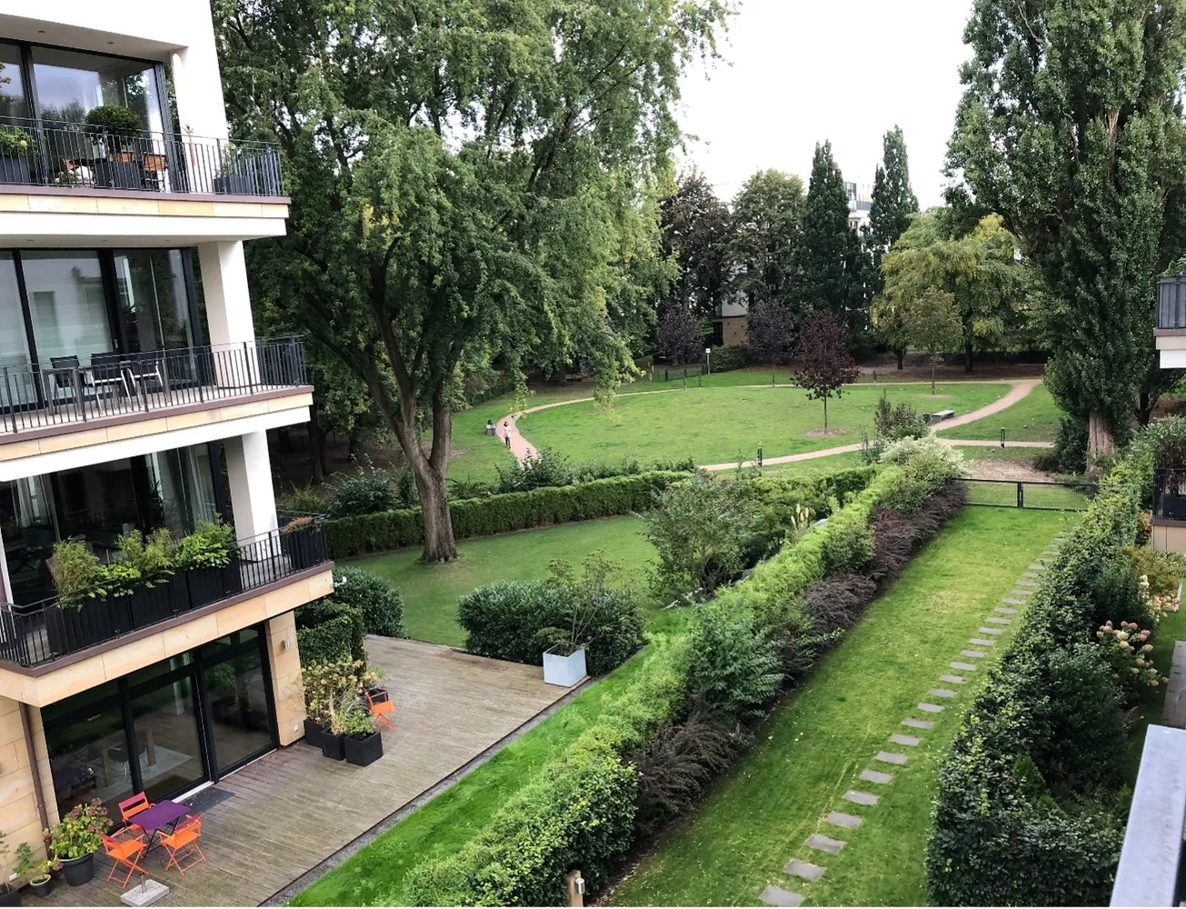 4 Zimmer Wohnung mit 113 m² in Hamburg – Bild 2