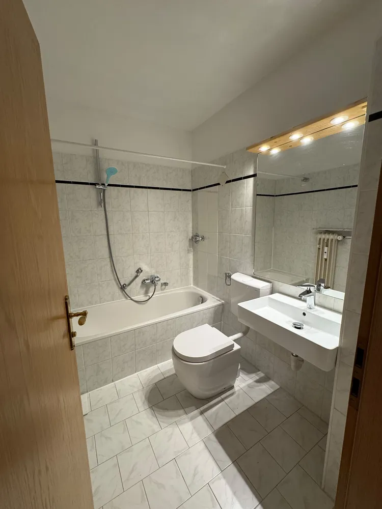 1 room apartment with 30 m² in Munich – Photo 4