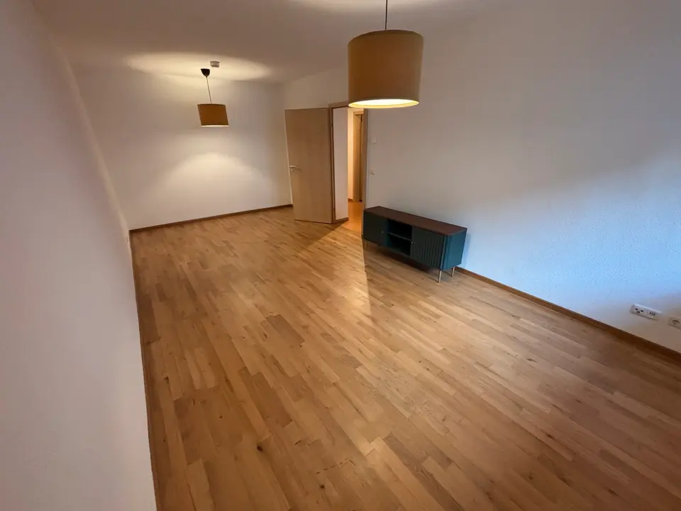 2 Zimmer Wohnung mit 38 m² in Saalfeld/Saale – Bild 1