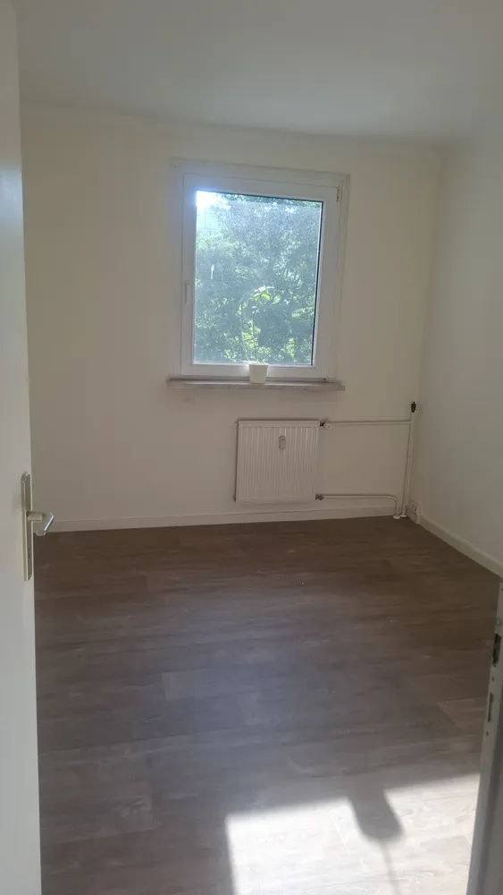 4 Zimmer Wohnung mit 64 m² in Halle (Saale) – Bild 3