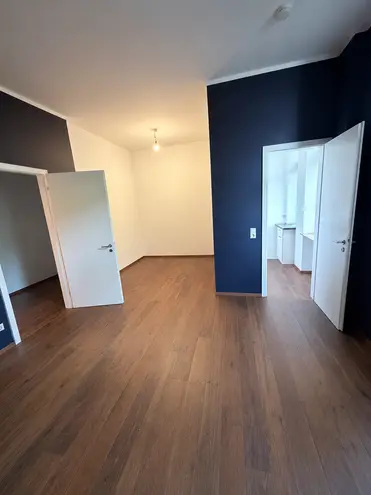 2 Zimmer Wohnung mit 55 m² in Köln – Bild 2
