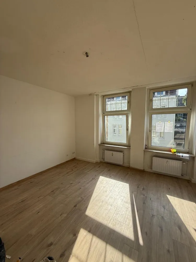 4 Zimmer Wohnung mit 95 m² in Wuppertal – Bild 2