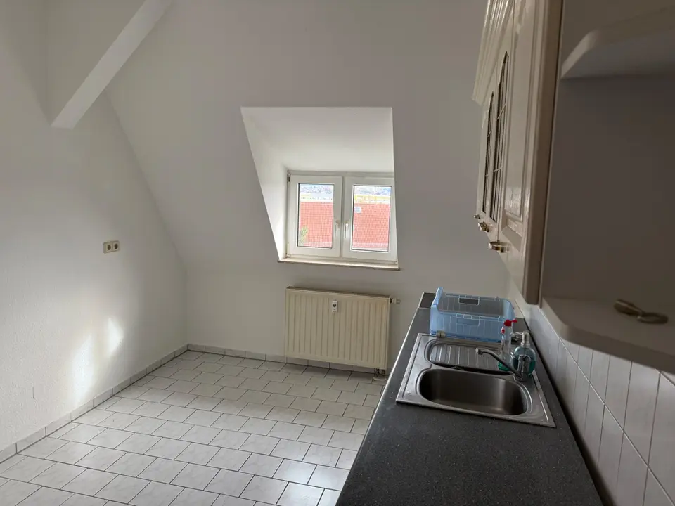 2 Zimmer Wohnung mit 52 m² in Plauen – Bild 2