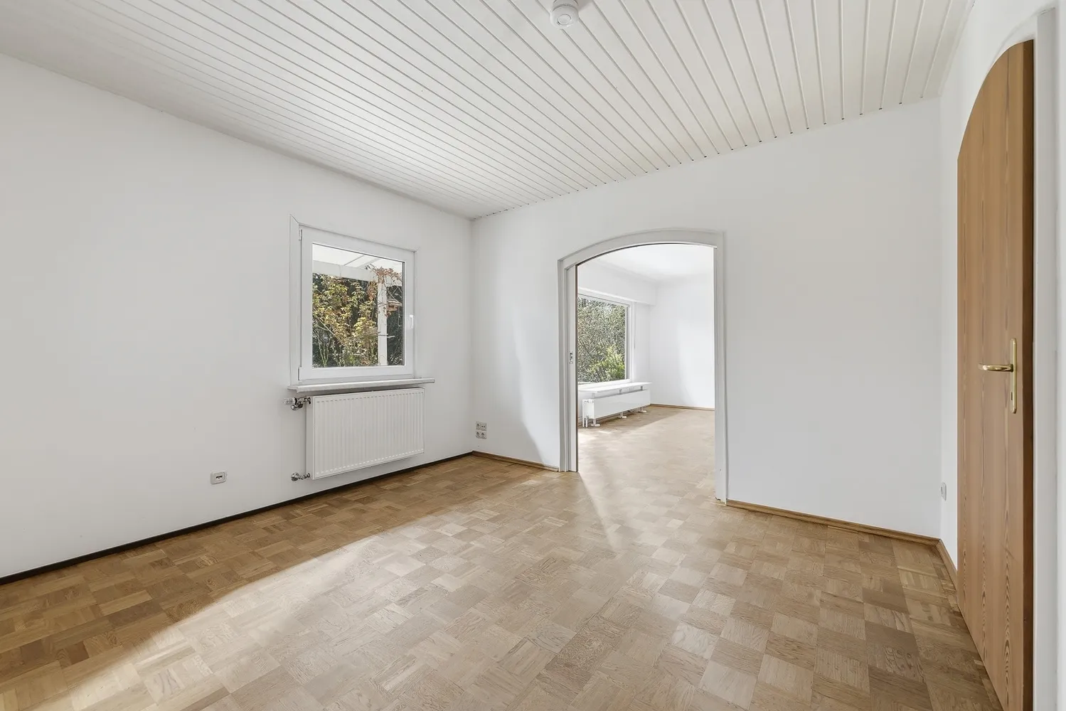 7 Zimmer Haus mit 176 m² in München – Bild 2