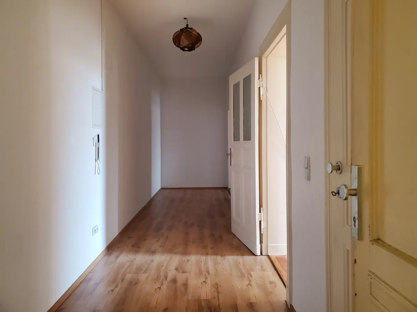 2 Zimmer Wohnung mit 81 m² in Halle (Saale) – Bild 4