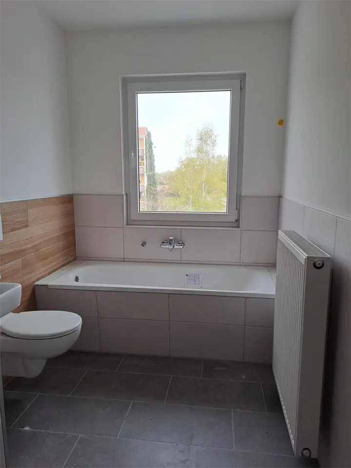 3 Zimmer Wohnung mit 95 m² in Bitterfeld-Wolfen – Bild 4