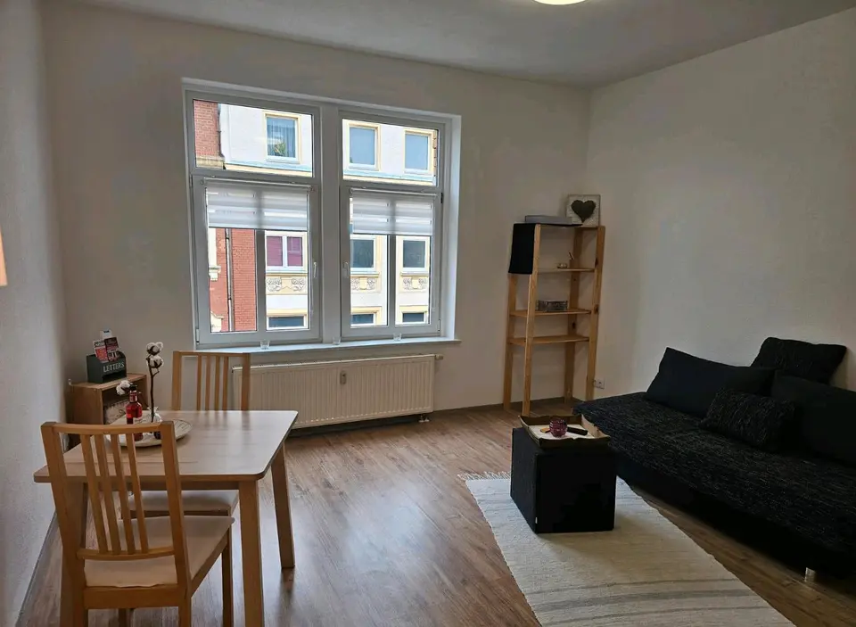 2 Zimmer Wohnung mit 58 m² in Plauen – Bild 2