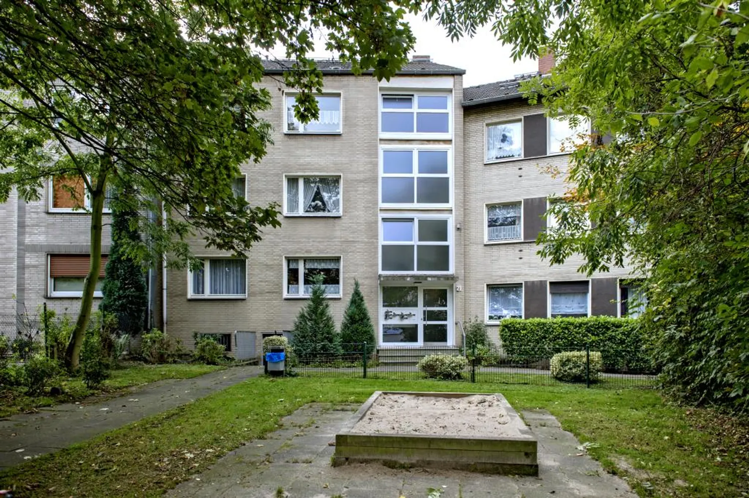 4 Zimmer Wohnung mit 88 m² in Duisburg – Bild 1