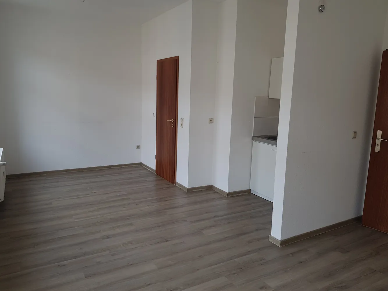 1 Zimmer Wohnung mit 27 m² in Halle (Saale) – Bild 4