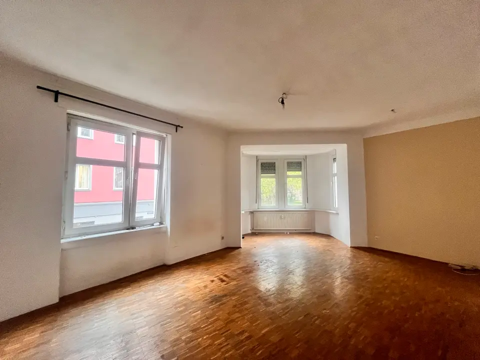 7 Zimmer Wohnung mit 130 m² in Saarbrücken – Bild 3