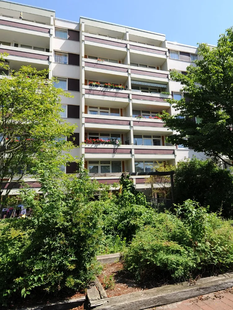 6 Zimmer Wohnung mit 137 m² in Hannover – Bild 1