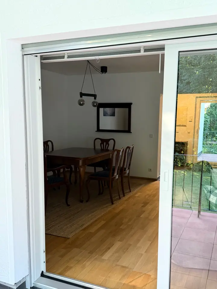 WG-Zimmer mit 93 m² in Bergisch Gladbach – Bild 7