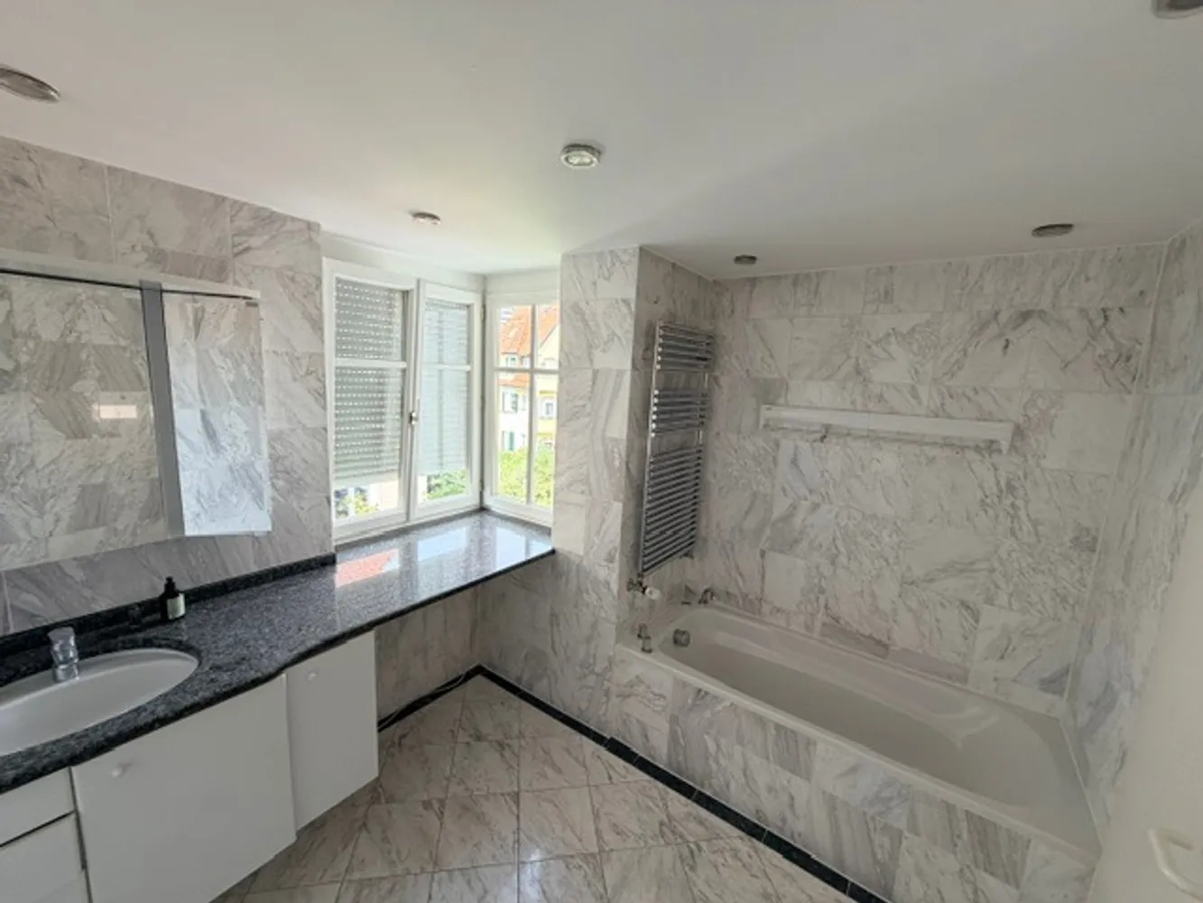 2 Zimmer Wohnung mit 100 m² in Regensburg – Bild 9
