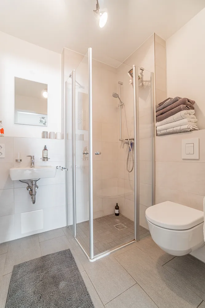 4 Zimmer Wohnung mit 90 m² in München – Bild 9