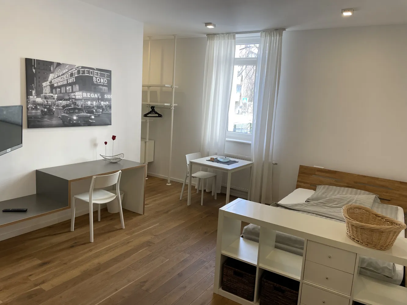 1 room apartment with 30 m² in Stuttgart – Photo 3