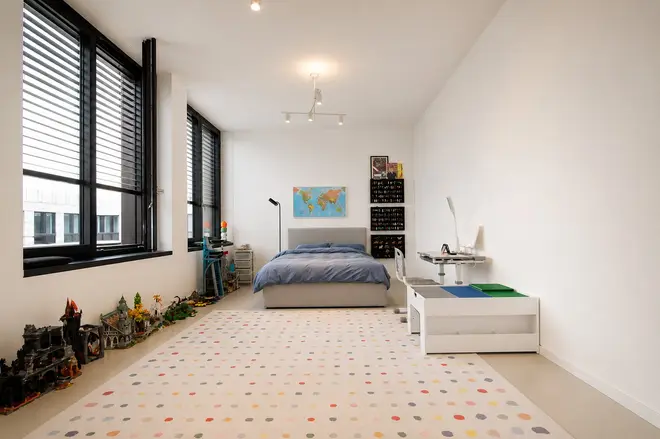 5 Zimmer Wohnung mit 335 m² in Berlin – Bild 6