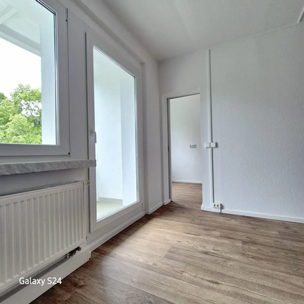 3 Zimmer Wohnung mit 60 m² in Freiberg – Bild 2