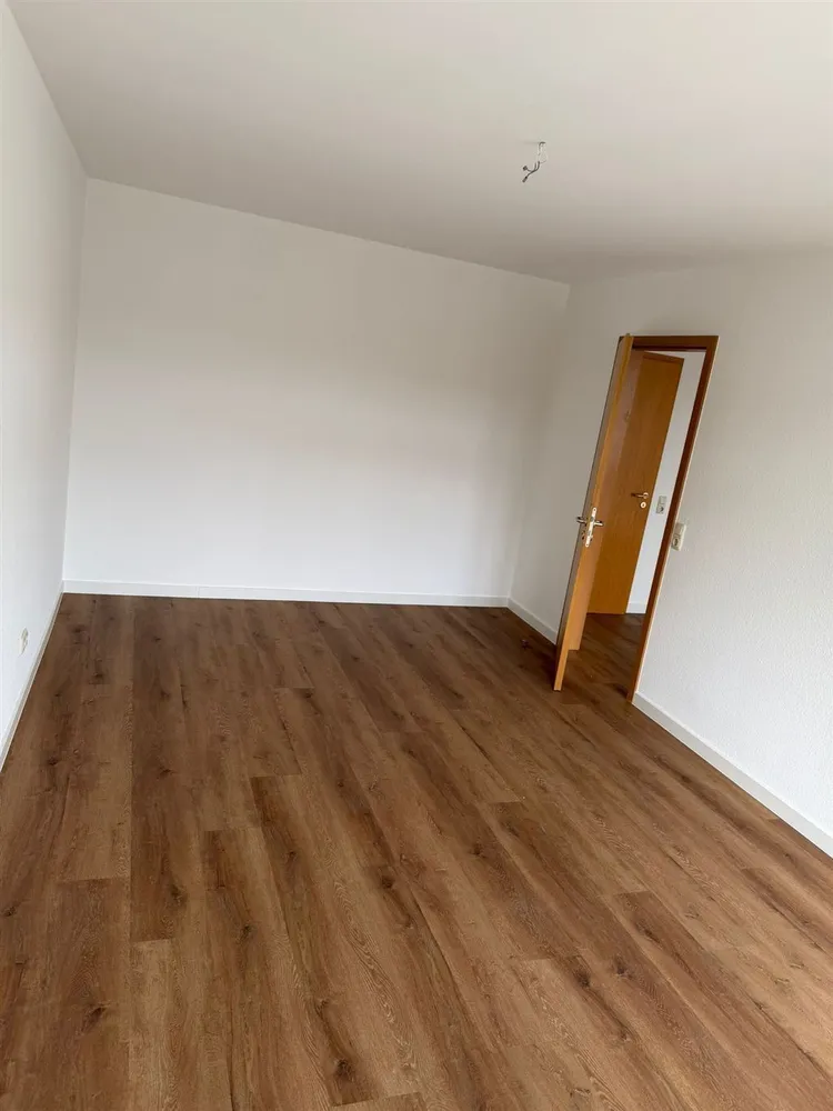 3 Zimmer Wohnung mit 86 m² in Crimmitschau – Bild 10