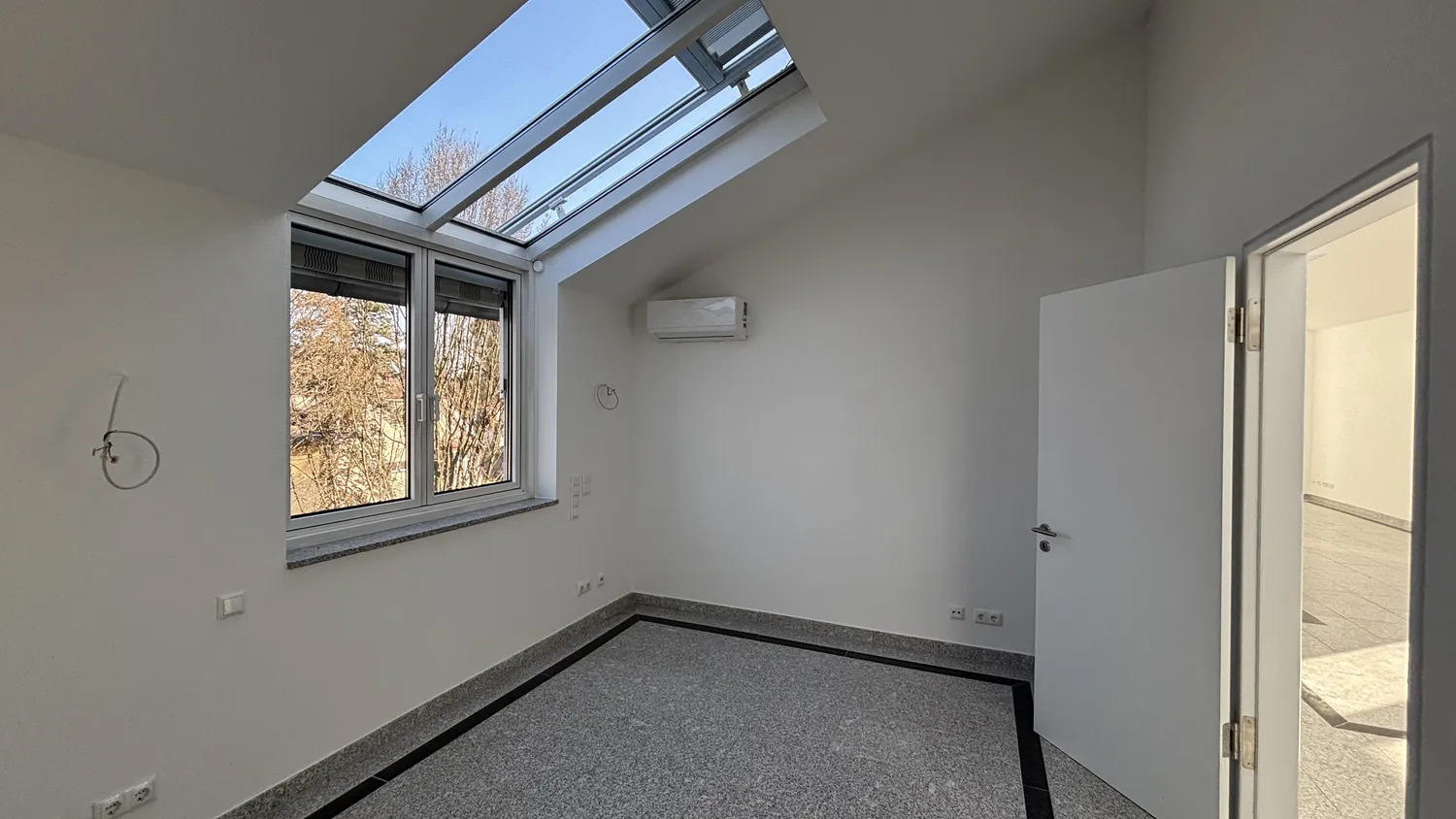 6 Zimmer Wohnung mit 236 m² in München – Bild 8