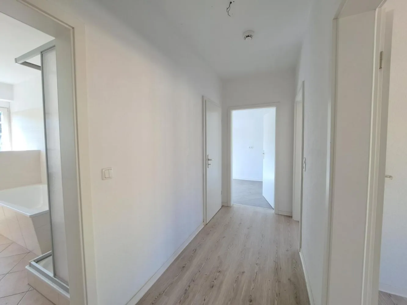 2 Zimmer Wohnung mit 63 m² in Magdeburg – Bild 4