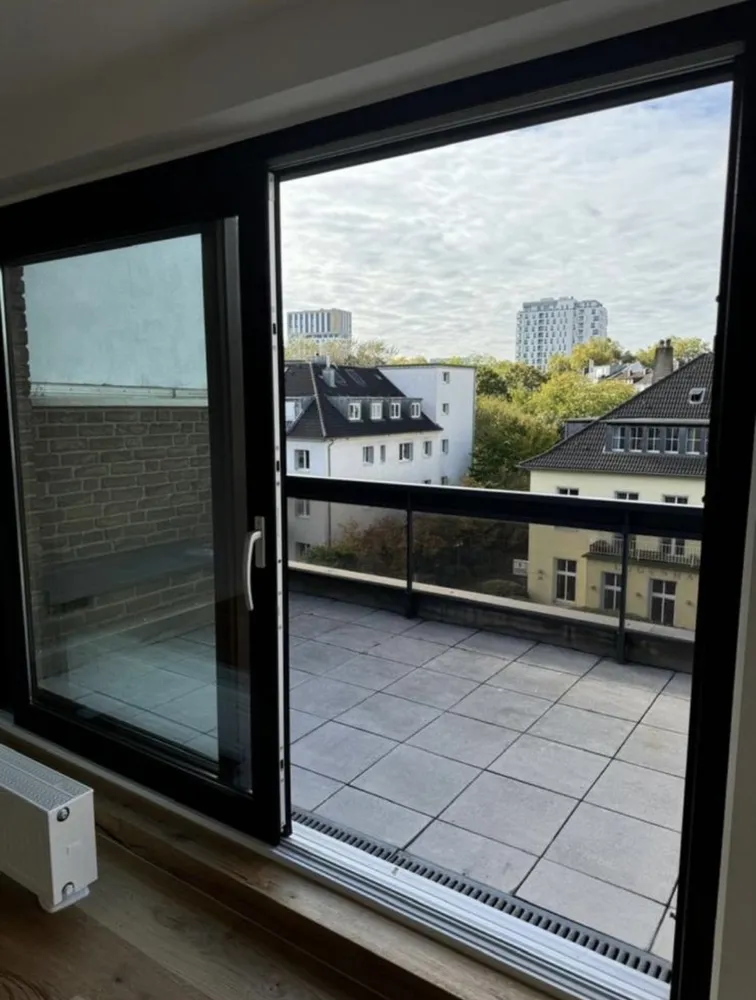 2 room apartment with 80 m² in Düsseldorf – Photo 6