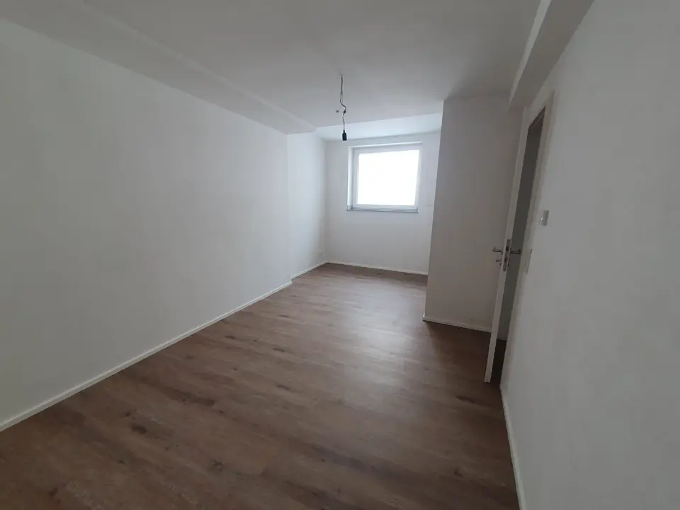 3 Zimmer Wohnung mit 114 m² in Bergisch Gladbach – Bild 9