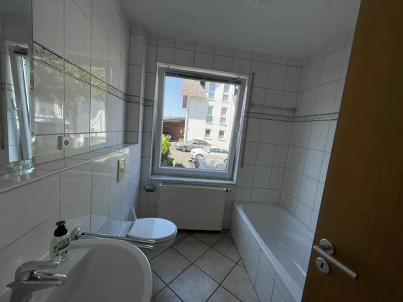 4 Zimmer Wohnung mit 95 m² in Bonn – Bild 1