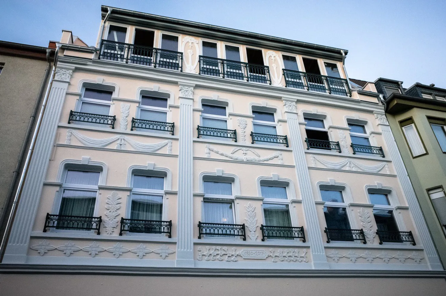 3 Zimmer Wohnung mit 98 m² in Düsseldorf – Bild 1