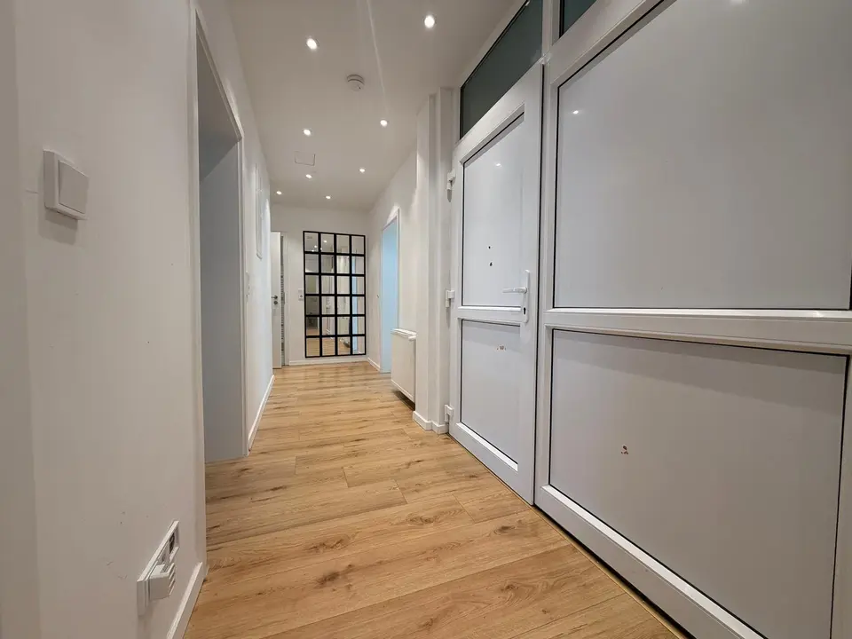 4 Zimmer Wohnung mit 96 m² in Wilhelmshaven – Bild 3
