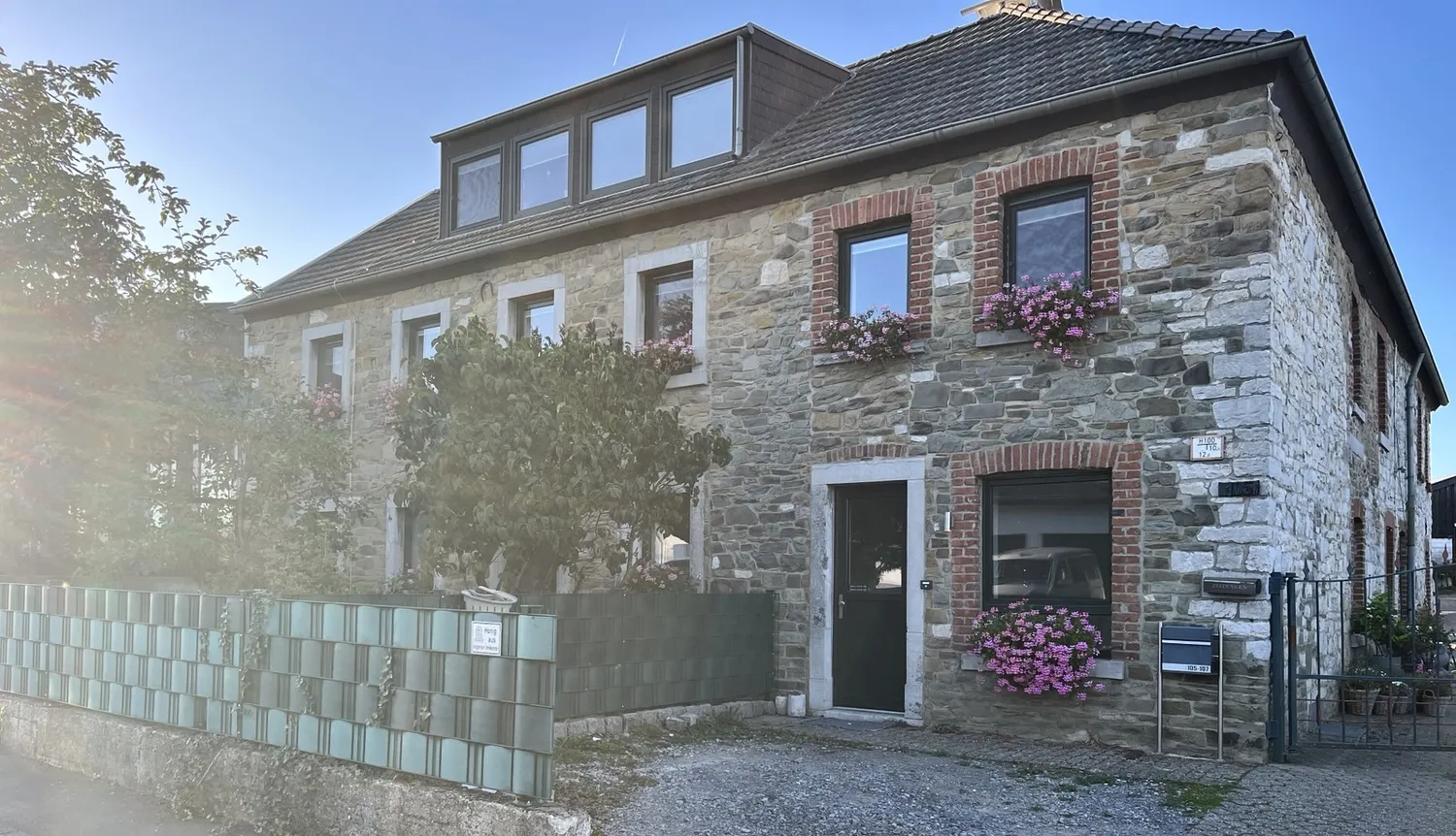 2 Zimmer Wohnung mit 90 m² in Aachen – Bild 12