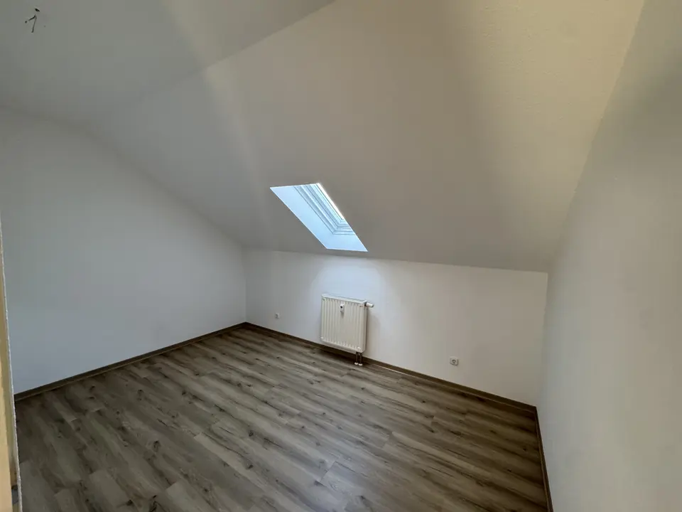 3 Zimmer Wohnung mit 80 m² in Suhl – Bild 6