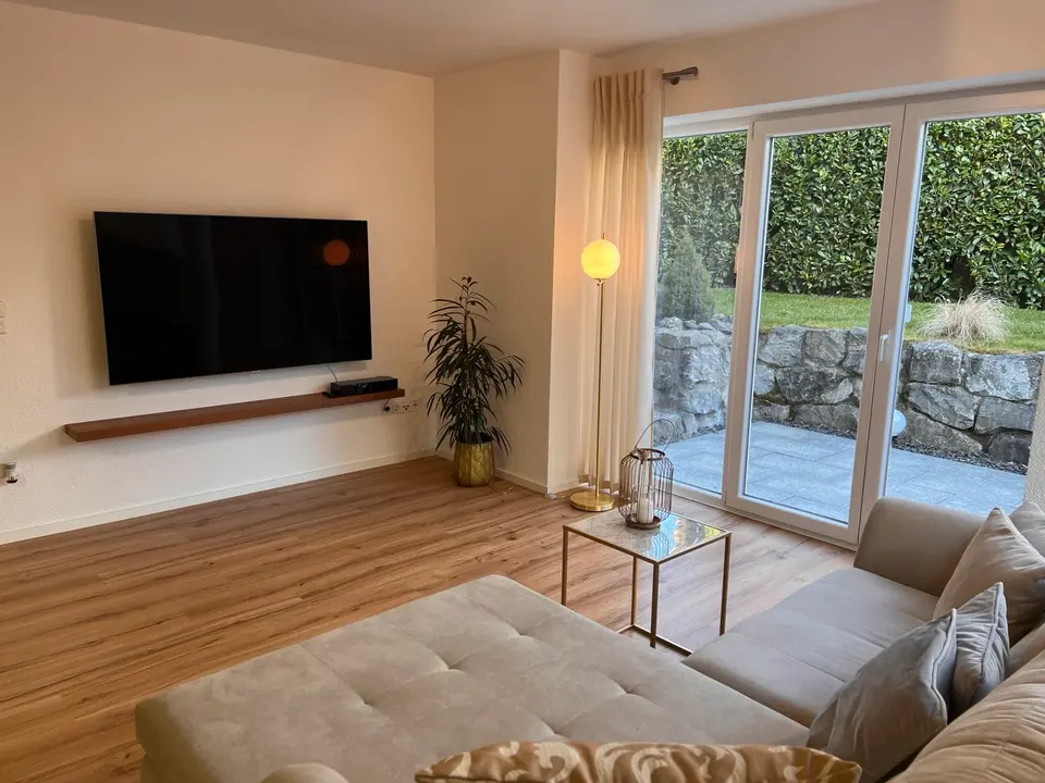 2 Zimmer Wohnung mit 75 m² in Friedrichshafen – Bild 1