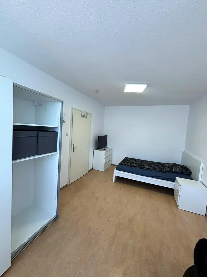Shared room with 19 m² in Stuttgart – Photo 3
