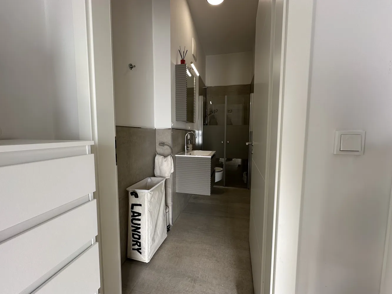 3 room apartment with 103 m² in Düsseldorf – Photo 3