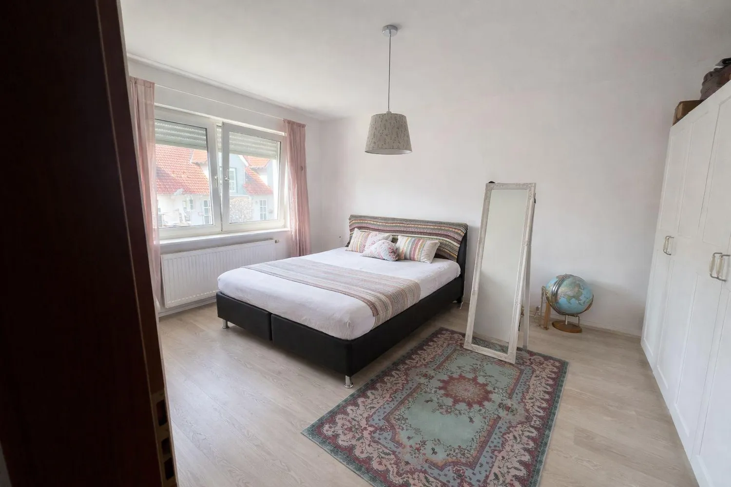 2 room apartment with 58 m² in Frankfurt am Main – Photo 2