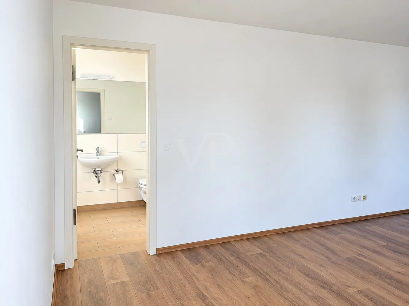 2 Zimmer Wohnung mit 120 m² in Potsdam – Bild 3