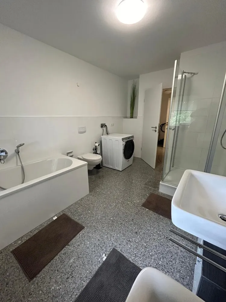 WG-Zimmer mit 12 m² in München – Bild 9