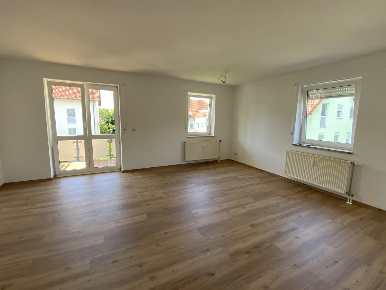 2 Zimmer Wohnung mit 72 m² in Hof – Bild 1
